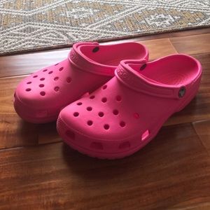 Pink crocs